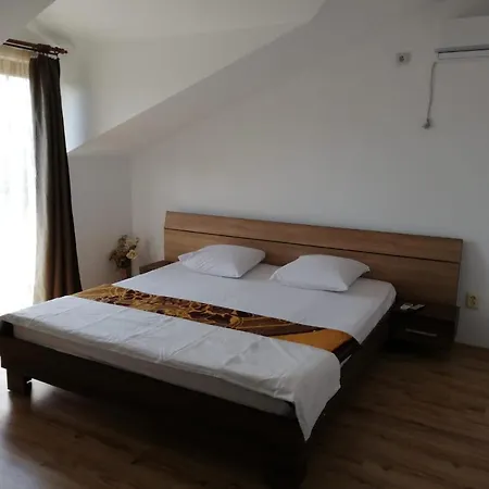 Privatunterkunft Casa Carmen *